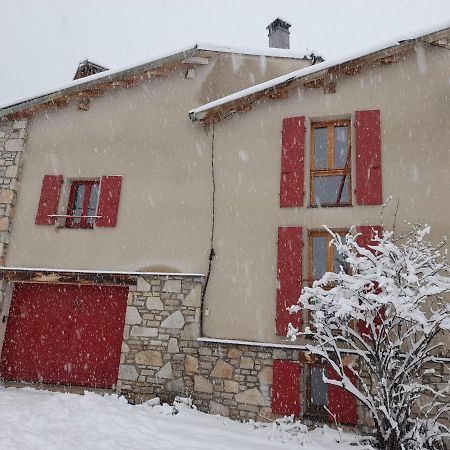 Maison De Montagne Dans Charmant Village Du Capcir Fontrabiouse 외부 사진